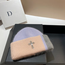 Load image into Gallery viewer, Cross Contemporary Knitted Skull Cap