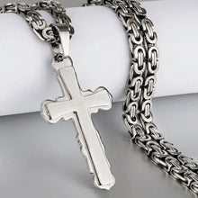 Load image into Gallery viewer, Padre Nuestro 100% Stainless Steel Cross Chain
