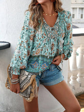 Load image into Gallery viewer, Daisy&#39;s Morning Prairie Ruffle Sleeve Top
