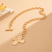 Load image into Gallery viewer, 18K Gold Plated Hammered Cross Link Necklace
