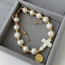 Load image into Gallery viewer, Synthetic Pearl Cross Bracelet

